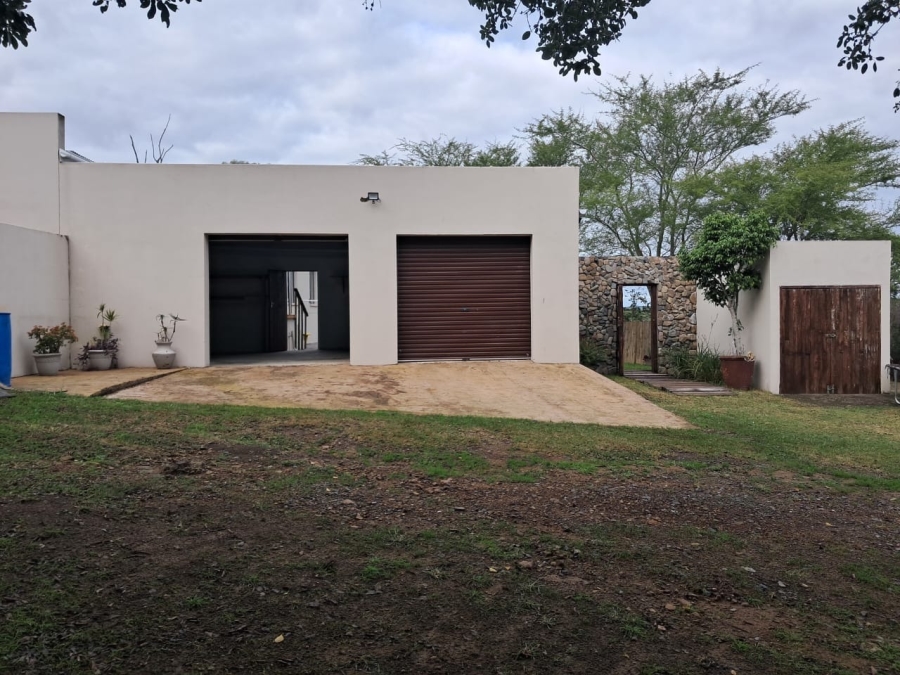 To Let 2 Bedroom Property for Rent in Kwelera Eastern Cape